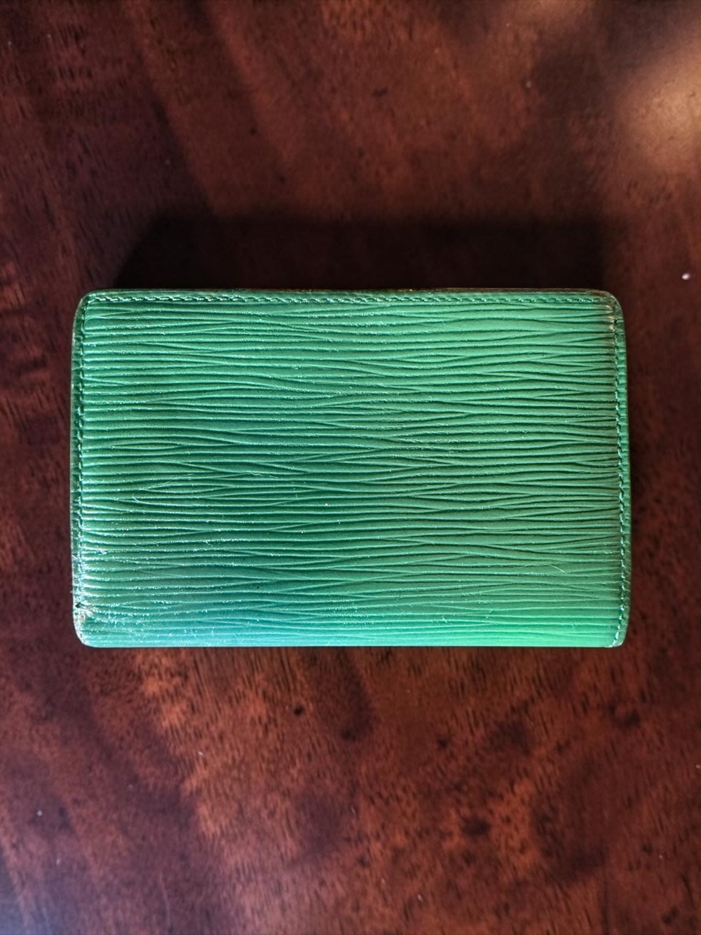 Louis Vuitton Green Epi Leather Kisslock Wallet - Picture 3 of 12
